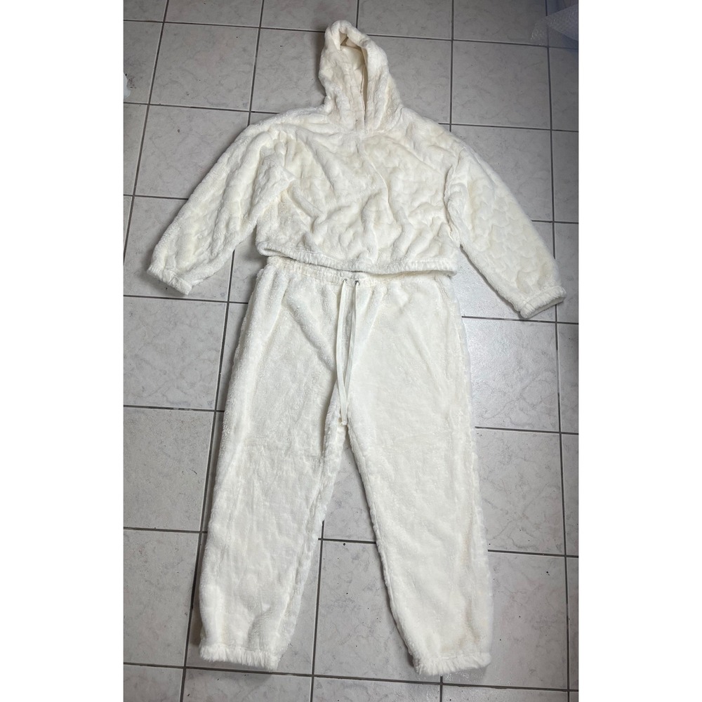 No Boundaries Faux Fur Lounge Set Women XL White Excellent Hooded Crop Joggers